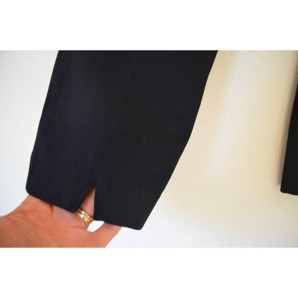 Spanx Stretch Black Ponte Crop Pants Size Medium - Picture 4 of 5